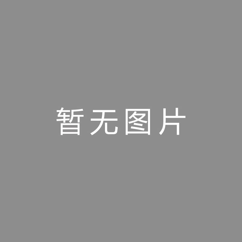 🏆视视视视约维奇力挺希罗：冷酷的白人小子砍下27分，他就是今晚最佳球员